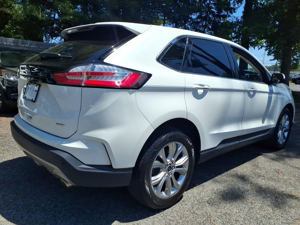 Certified 2023 Ford Edge Titanium AWD/4WD image 2