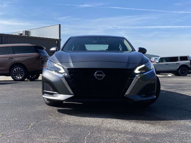 Used 2023 Nissan Altima 2.5 SV FWD image 9