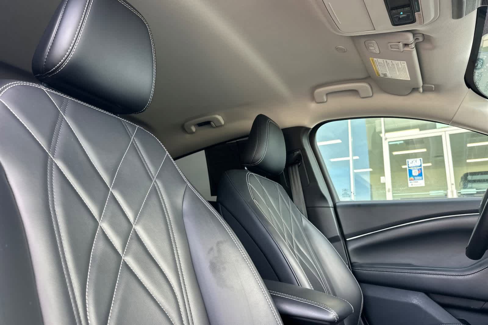 Certified 2021 Ford Mustang Mach-E Select w/ Comfort/Appearance Package image 18