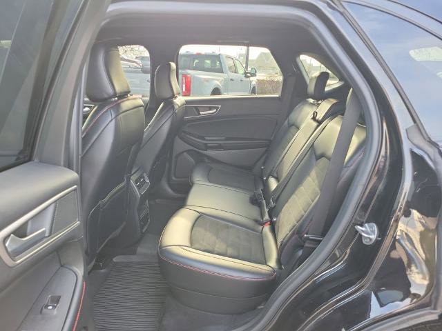 Certified 2023 Ford Edge ST-Line image 9