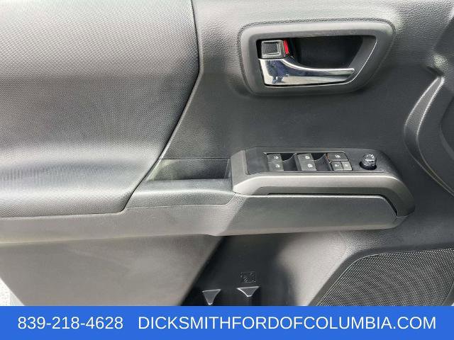 Used 2022 Toyota Tacoma TRD Off-Road image 15
