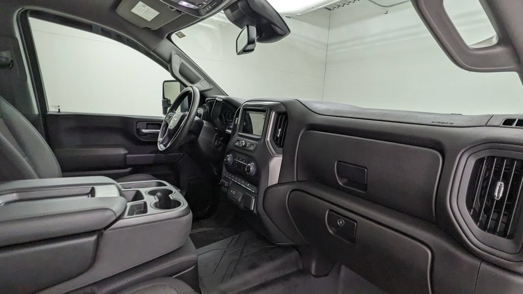 Used 2025 Chevrolet Silverado 2500 Custom w/ Custom Value Package AWD/4WD image 35