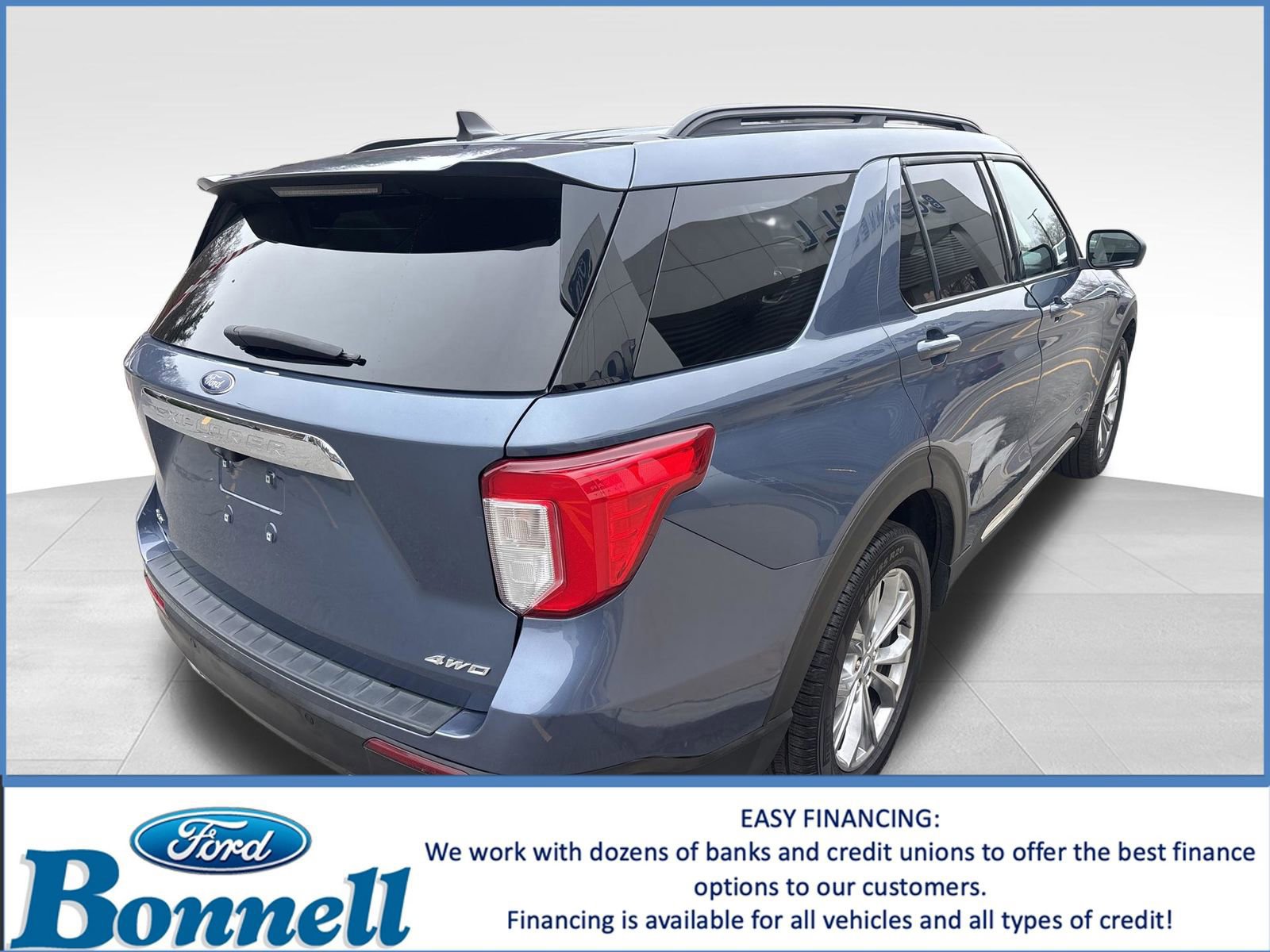 Certified 2021 Ford Explorer XLT w/ Equipment Group 202A image 5