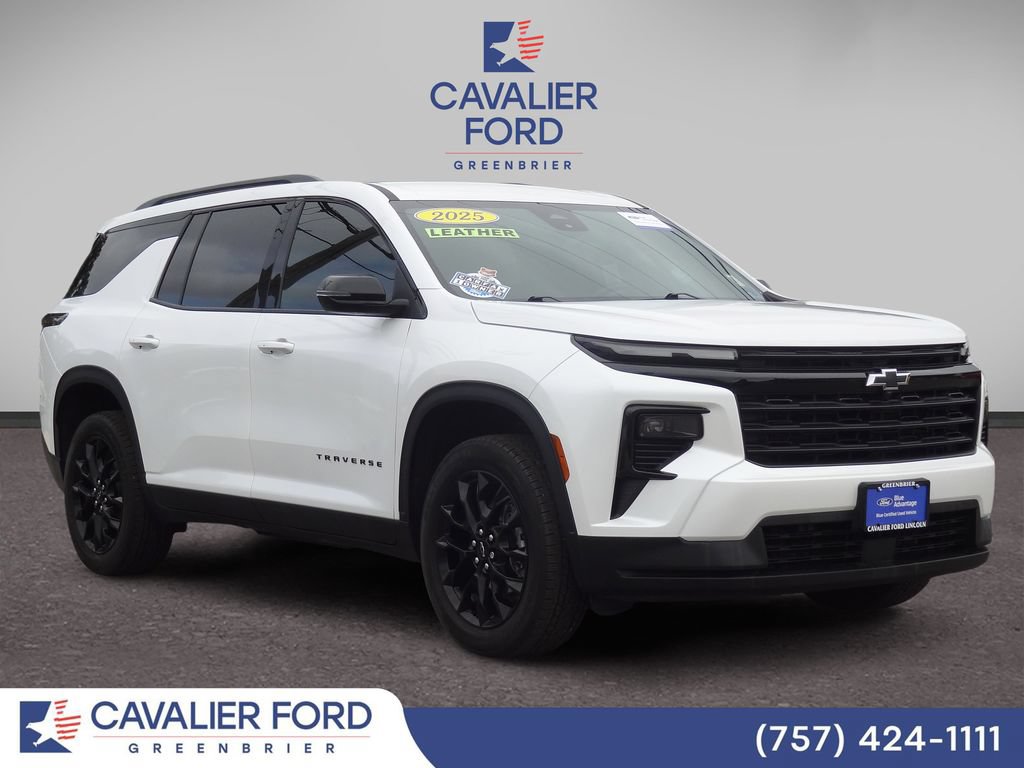 Used 2025 Chevrolet Traverse LT w/ Midnight/Sport Edition AWD/4WD image 1