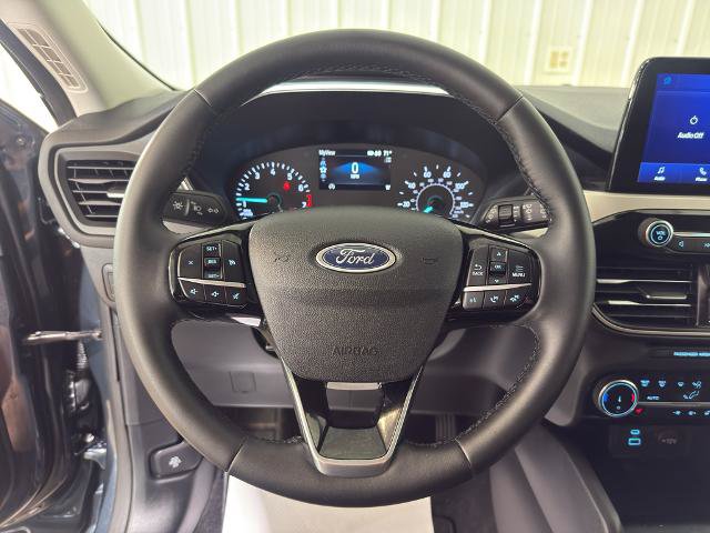 Certified 2022 Ford Escape SE w/ Convenience Package AWD/4WD image 3