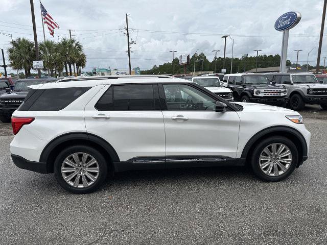 Certified 2022 Ford Explorer Limited w/ Limited Technology Package RWD image 6