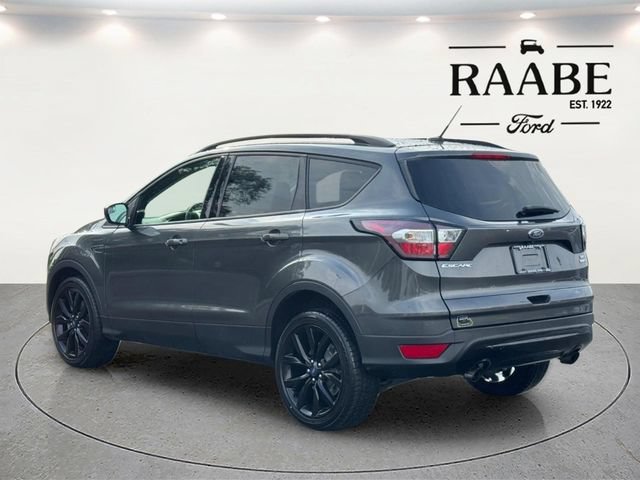 Certified 2018 Ford Escape SE w/ SE Sport Appearance Package AWD/4WD image 5