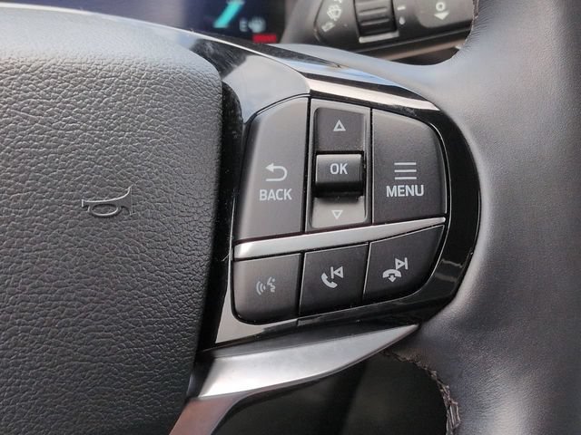 Certified 2022 Ford Explorer Platinum w/ Equipment Group 601A AWD/4WD image 29