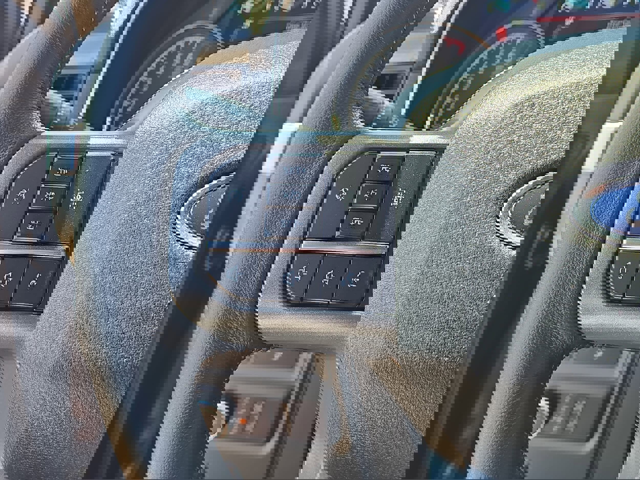 Certified 2022 Ford F150 XLT w/ Equipment Group 302A High image 26