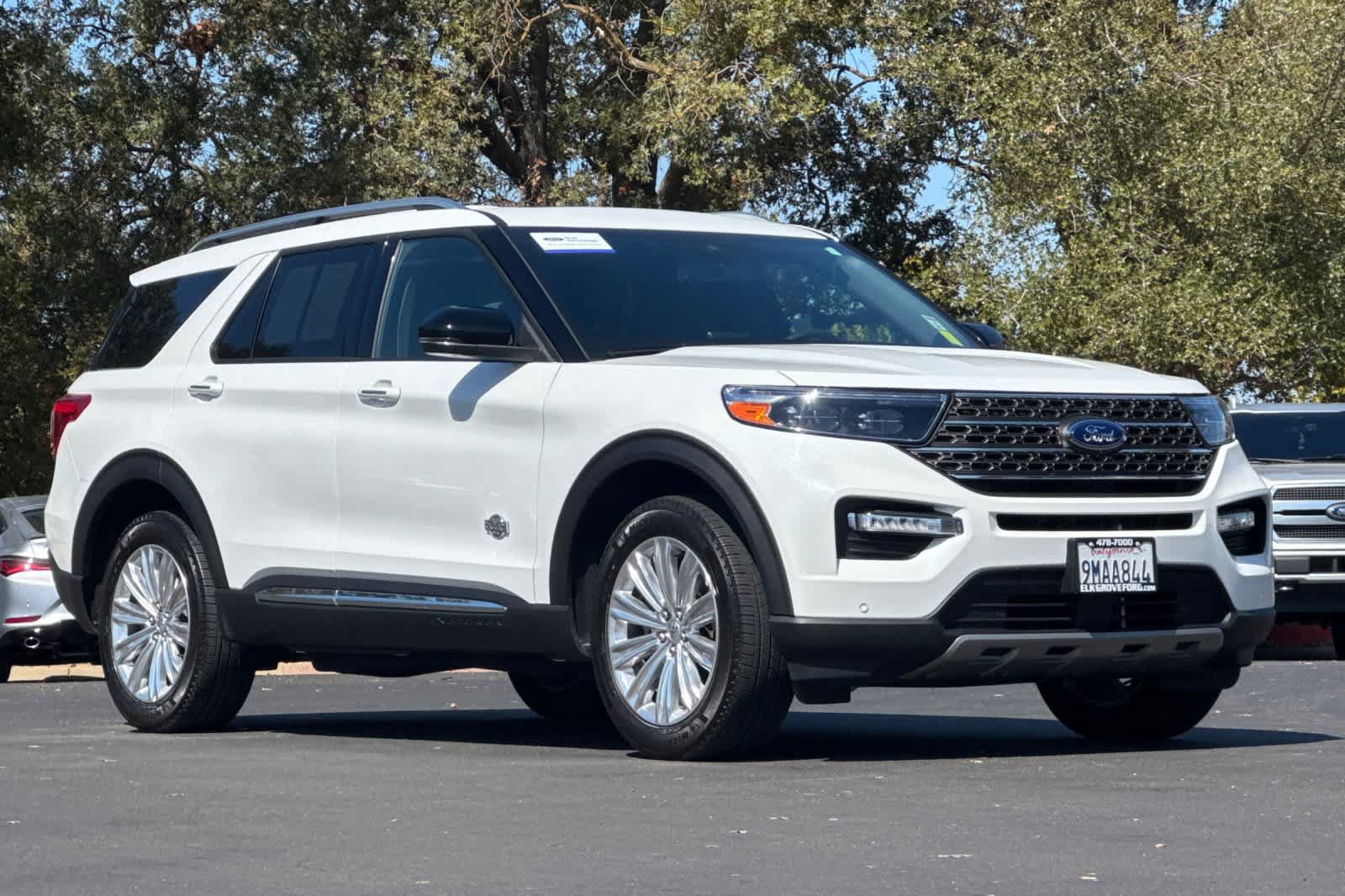 Certified 2024 Ford Explorer King Ranch w/ Technology Package AWD/4WD image 9