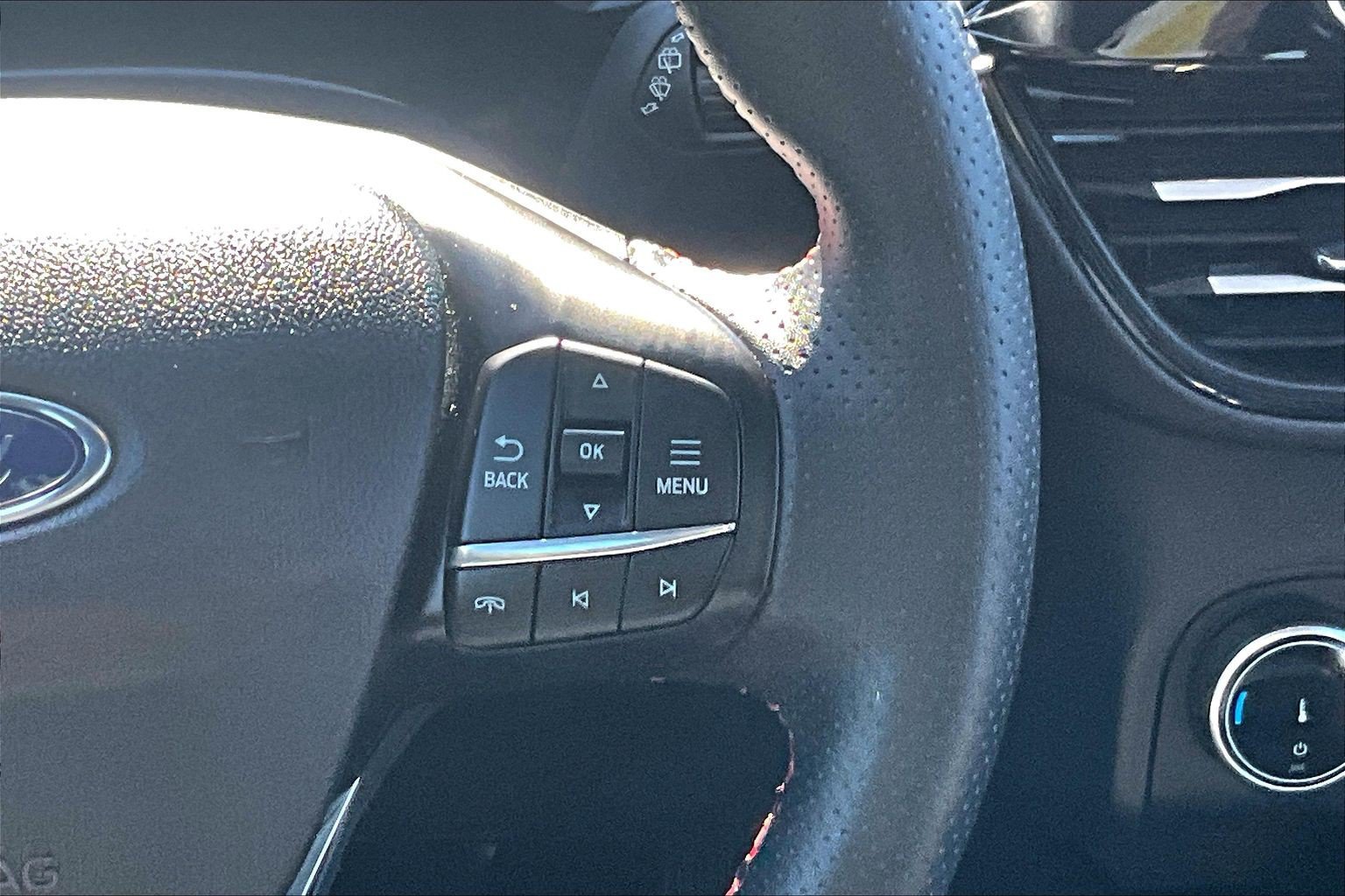 Certified 2025 Ford Escape ST-Line FWD image 24