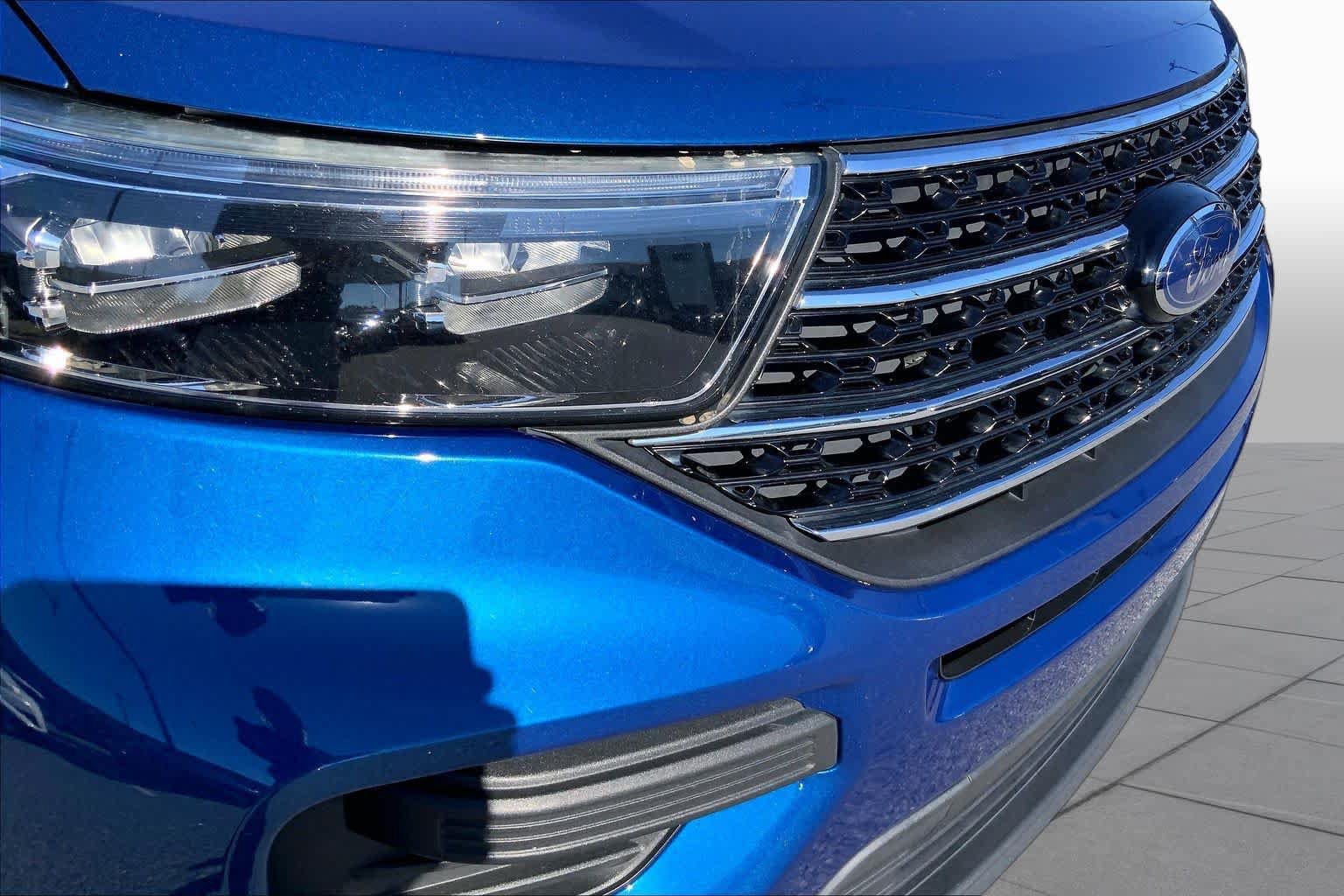 Certified 2021 Ford Explorer XLT RWD image 28