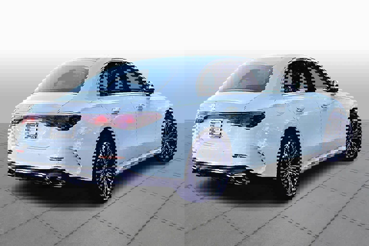 Used 2025 Mercedes-Benz E 350 Sedan w/ Winter Package image 4