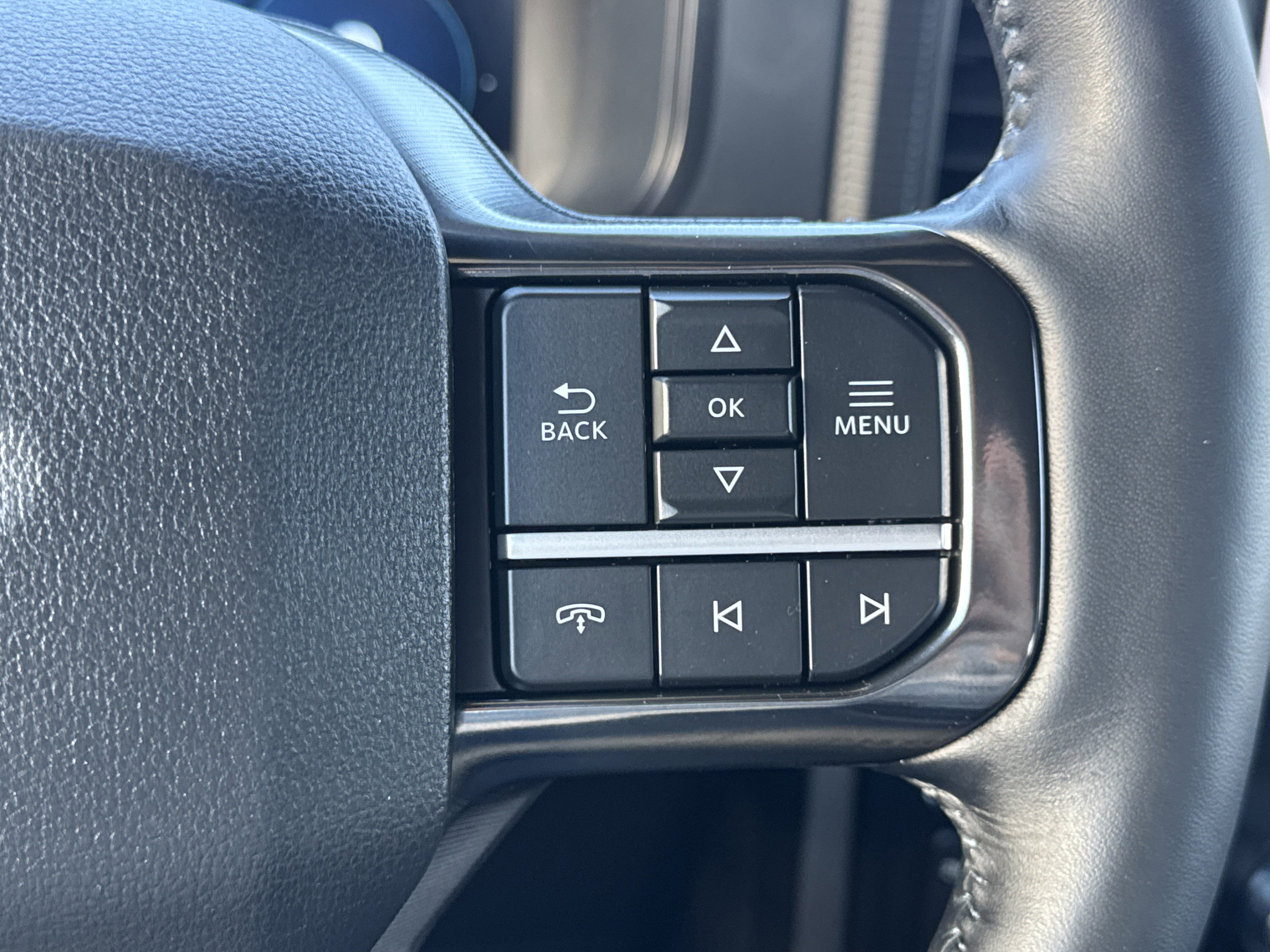 Certified 2024 Ford F150 Platinum w/ Equipment Group 702A High image 18