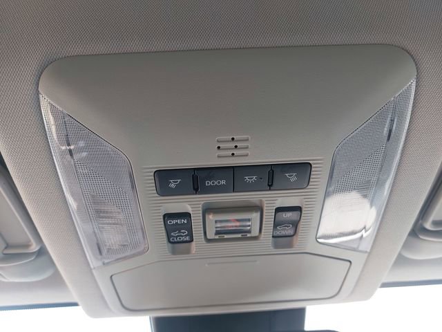Used 2022 Toyota RAV4 XLE Premium FWD image 25