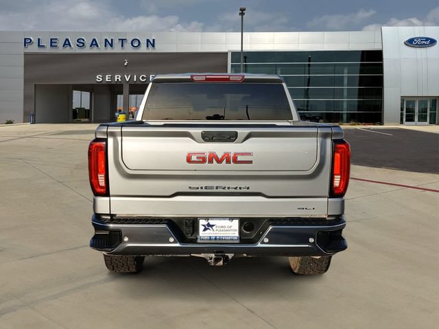 Used 2024 GMC Sierra 1500 SLT w/ SLT Convenience Package AWD/4WD image 4