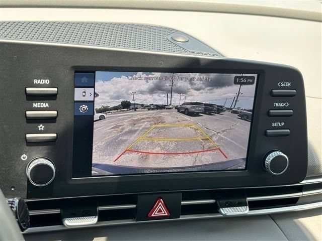 Used 2025 Hyundai Elantra Sport FWD image 22