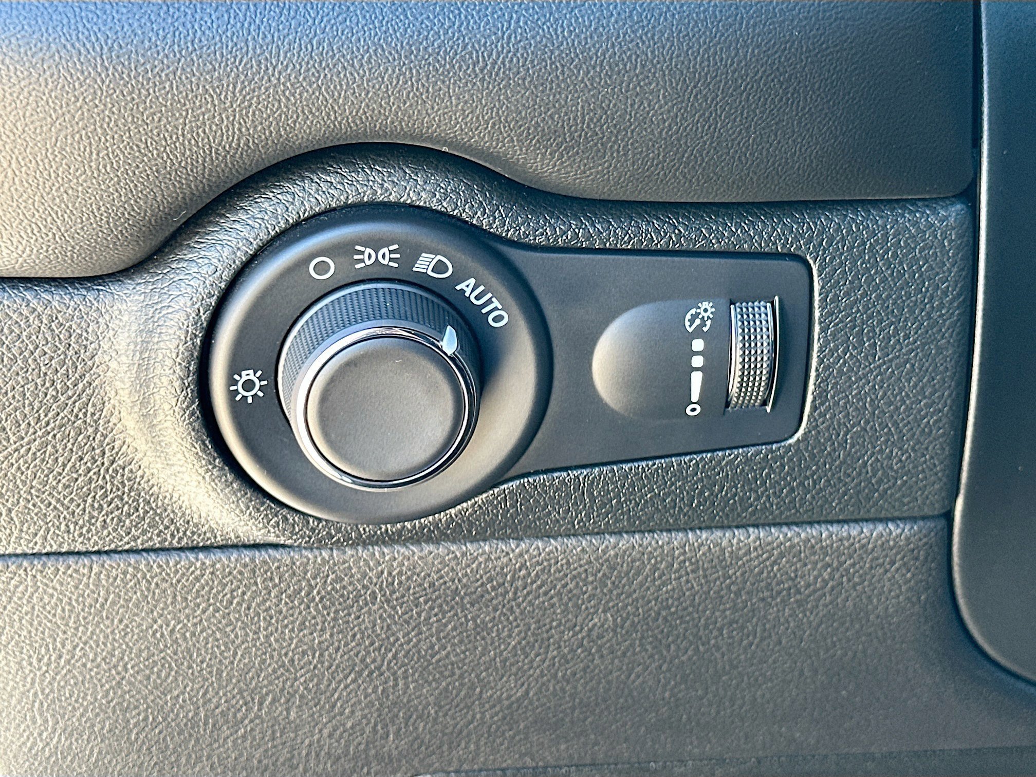 Used 2024 Dodge Durango R/T image 10