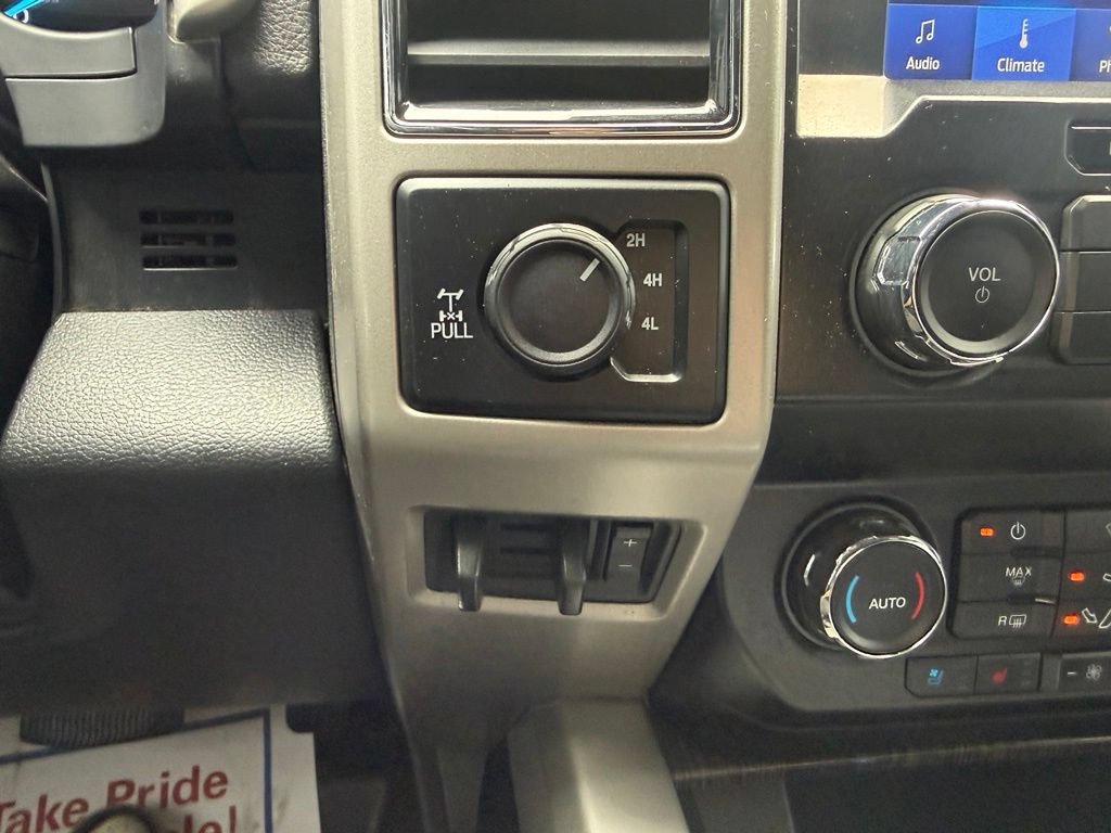 Certified 2021 Ford F250 Lariat w/ Tremor Off-Road Package AWD/4WD image 31