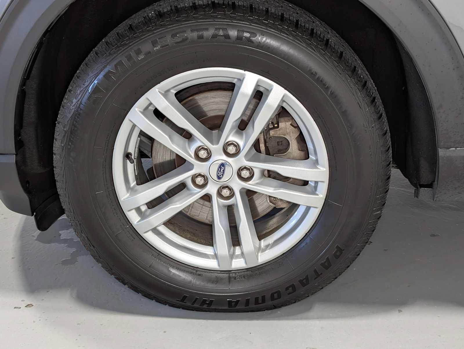 Certified 2023 Ford Explorer XLT AWD/4WD image 3