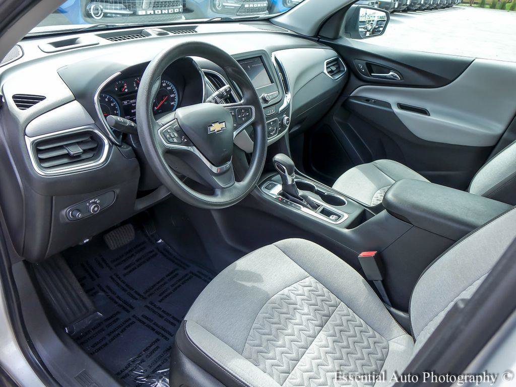 Used 2022 Chevrolet Equinox LS AWD/4WD image 10