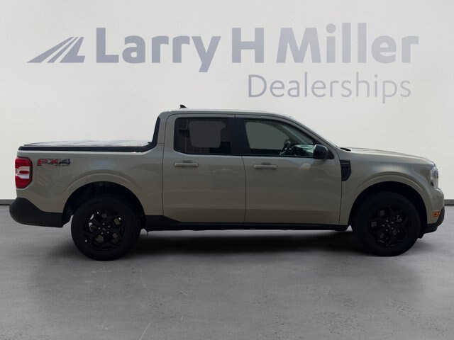 Certified 2024 Ford Maverick Lariat w/ FX4 Off-Road Package AWD/4WD image 6