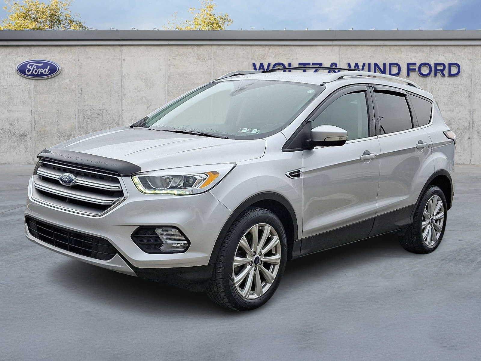 Certified 2017 Ford Escape Titanium image 3