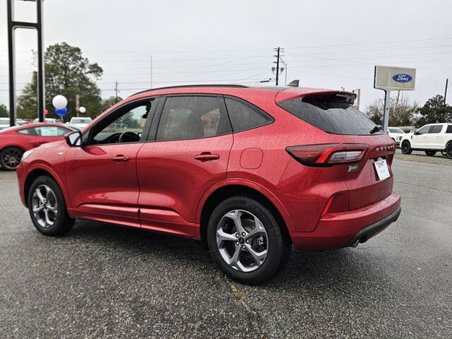Certified 2023 Ford Escape ST-Line Select w/ Tech Pack #2 AWD/4WD image 9