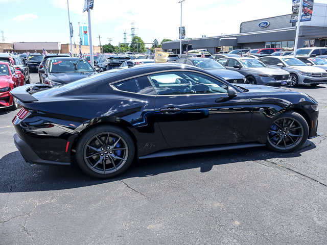 Certified 2026 Ford Mustang Dark Horse RWD image 8