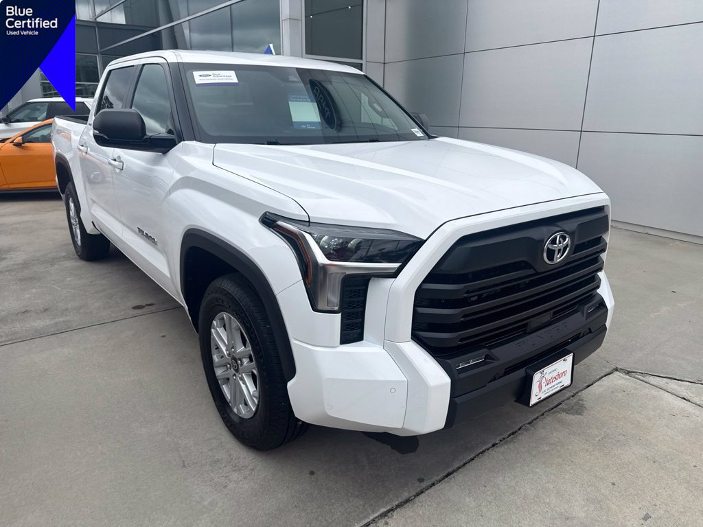 Used 2026 Toyota Tundra SR5 w/ SR5 Premium Package RWD image 1
