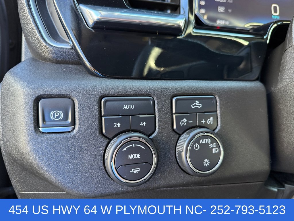 Used 2024 Chevrolet Silverado 1500 LT AWD/4WD image 17
