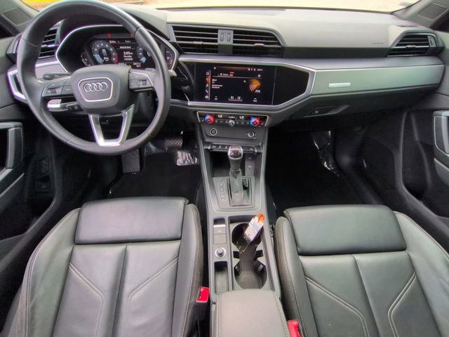 Used 2022 Audi Q3 2.0T Premium Plus image 14