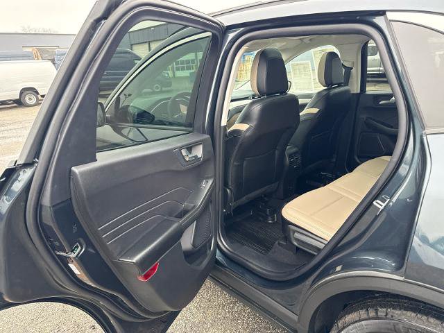 Certified 2022 Ford Escape SEL AWD/4WD image 7