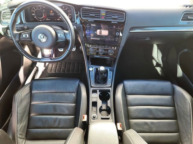 Used 2018 Volkswagen Golf R 4-Door image 13