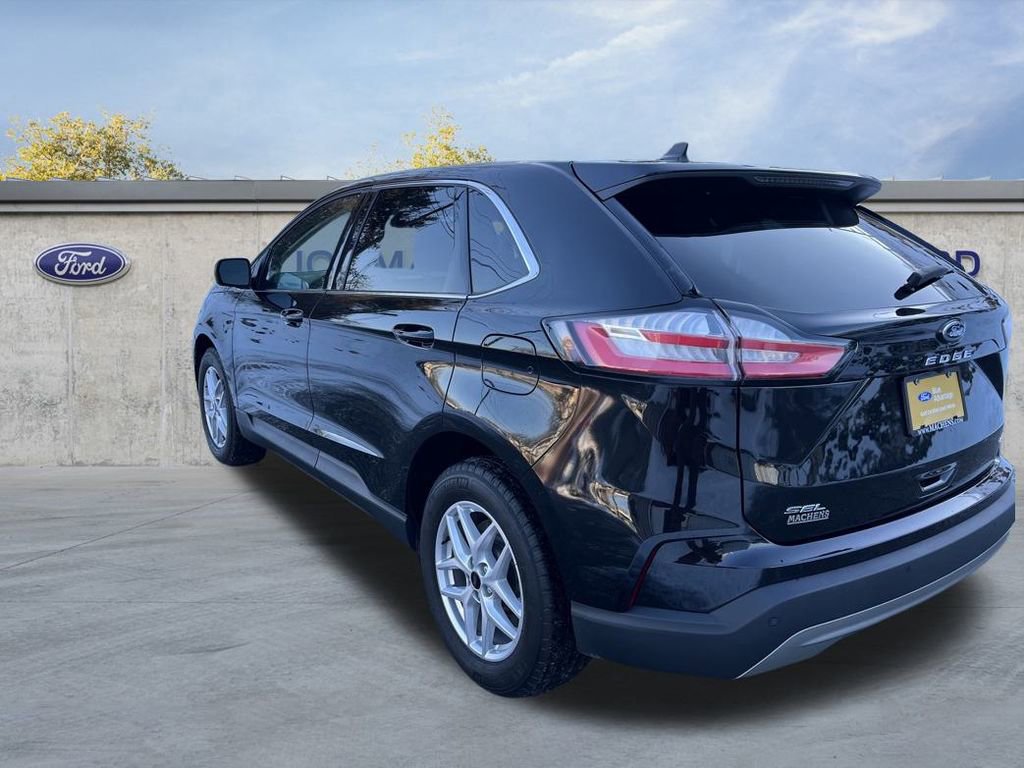 Certified 2024 Ford Edge SEL w/ Convenience Package image 3