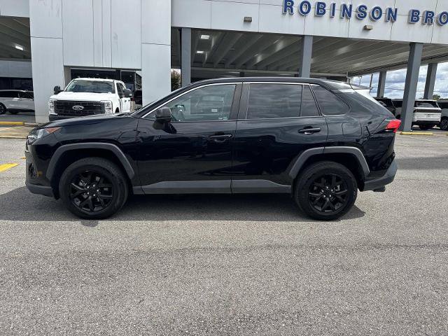 Used 2022 Toyota RAV4 LE FWD image 8