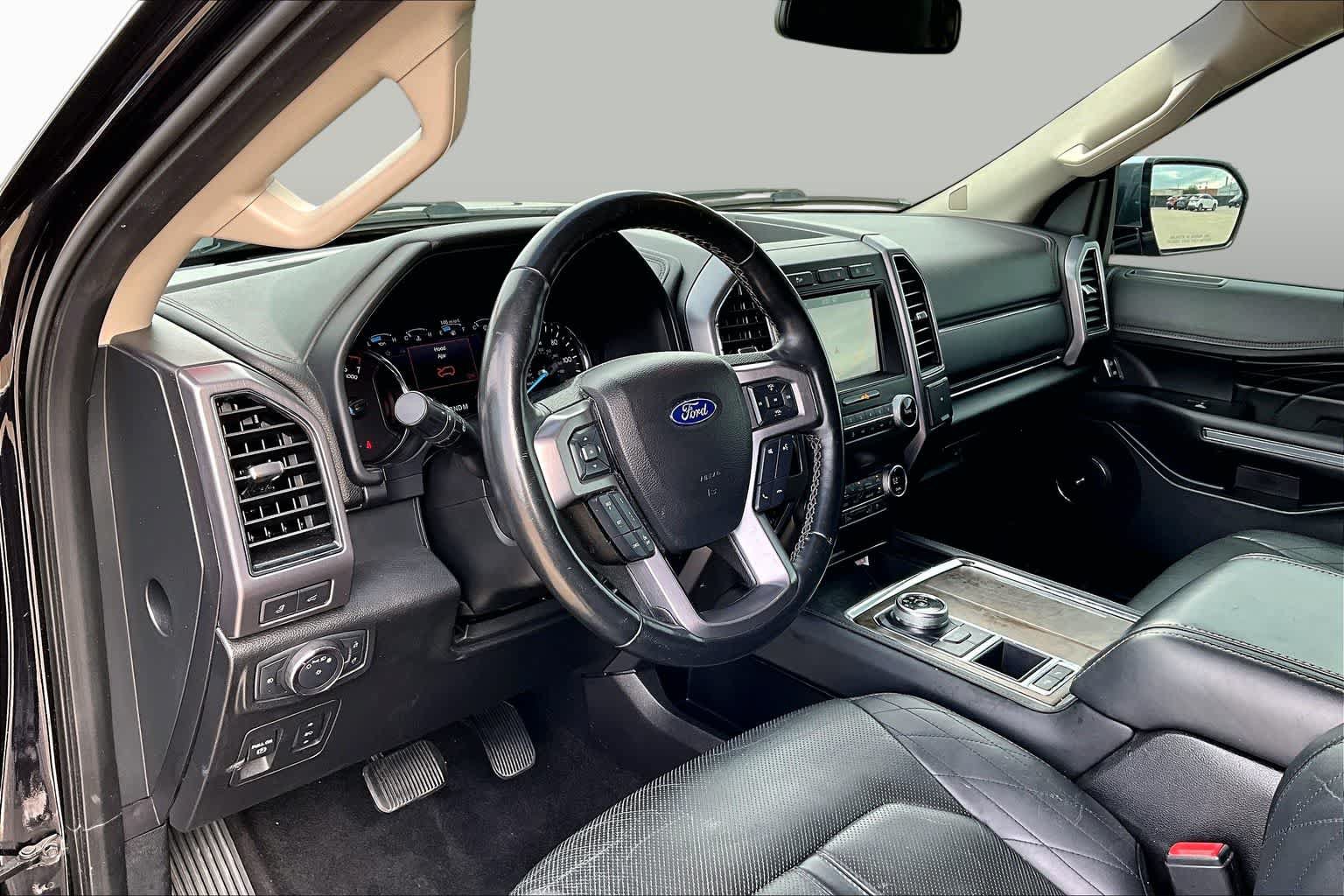 Certified 2019 Ford Expedition Platinum RWD image 17