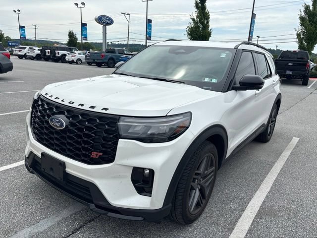 Certified 2025 Ford Explorer ST w/ Sun And Sound Package AWD/4WD image 13