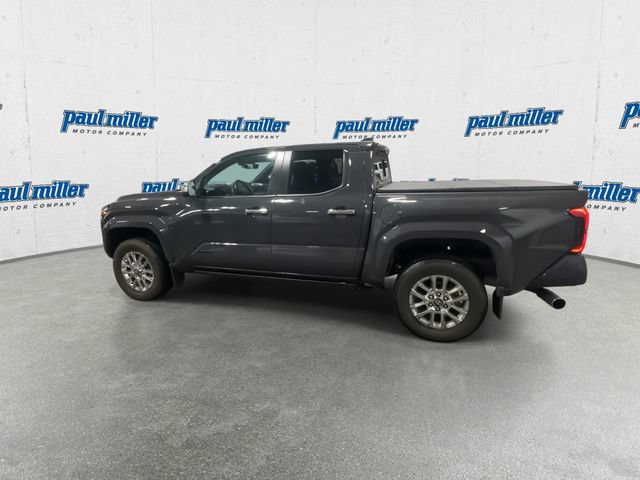 Used 2024 Toyota Tacoma Limited w/ Limited Package (LT) AWD/4WD image 7