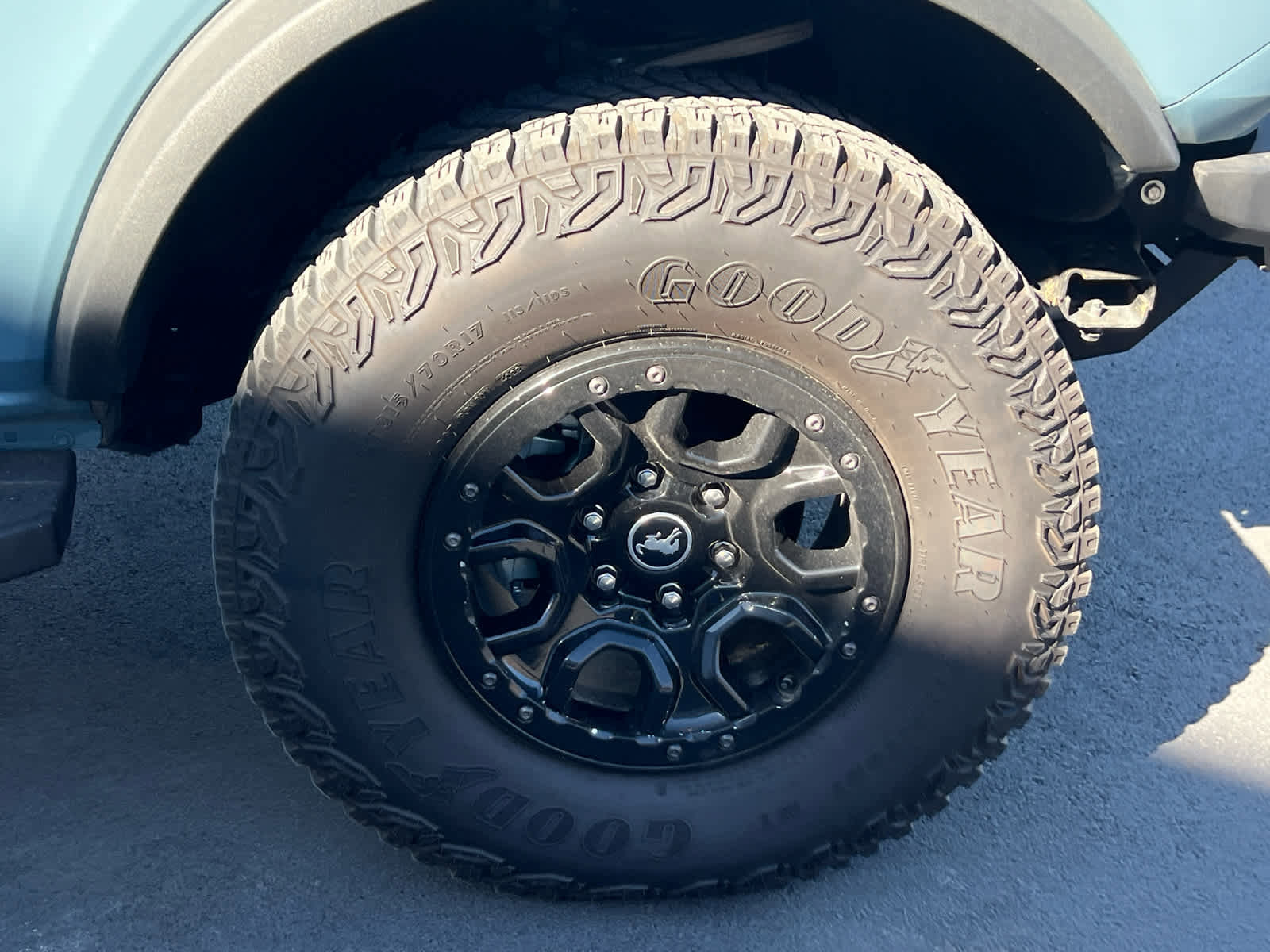 Certified 2022 Ford Bronco Wildtrak image 16