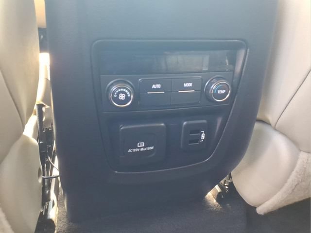 Used 2019 Buick Enclave Essence AWD/4WD image 14