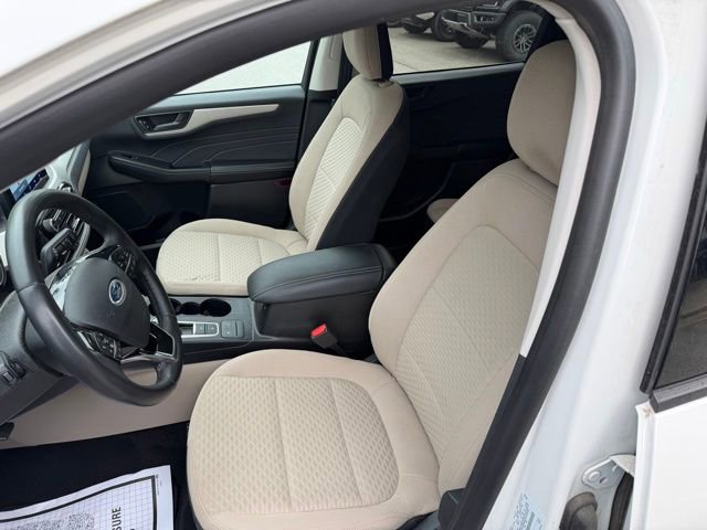 Certified 2022 Ford Escape SE w/ Convenience Package FWD image 8