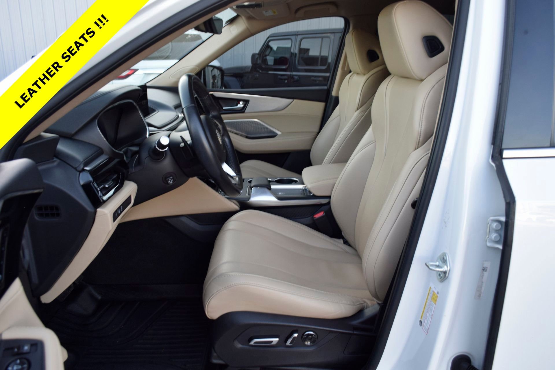 Used 2022 Acura MDX FWD image 3