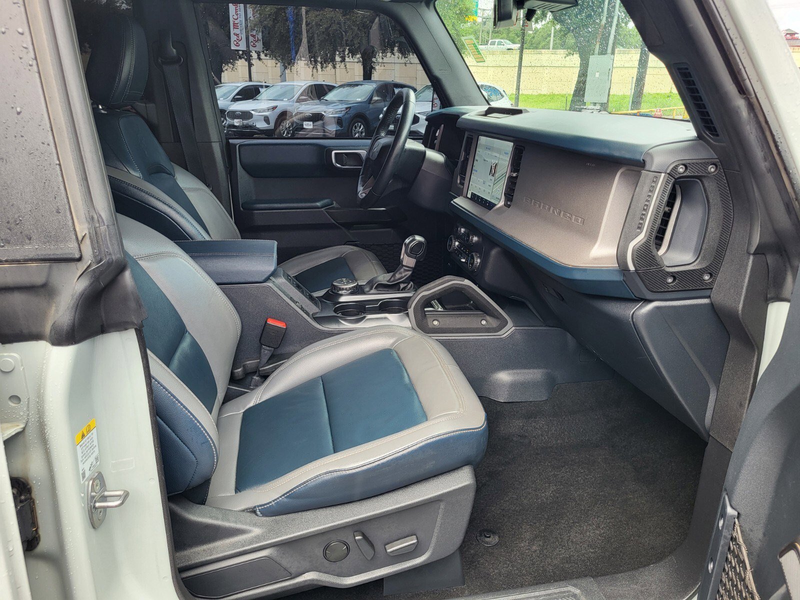 Certified 2024 Ford Bronco Outer Banks AWD/4WD image 13