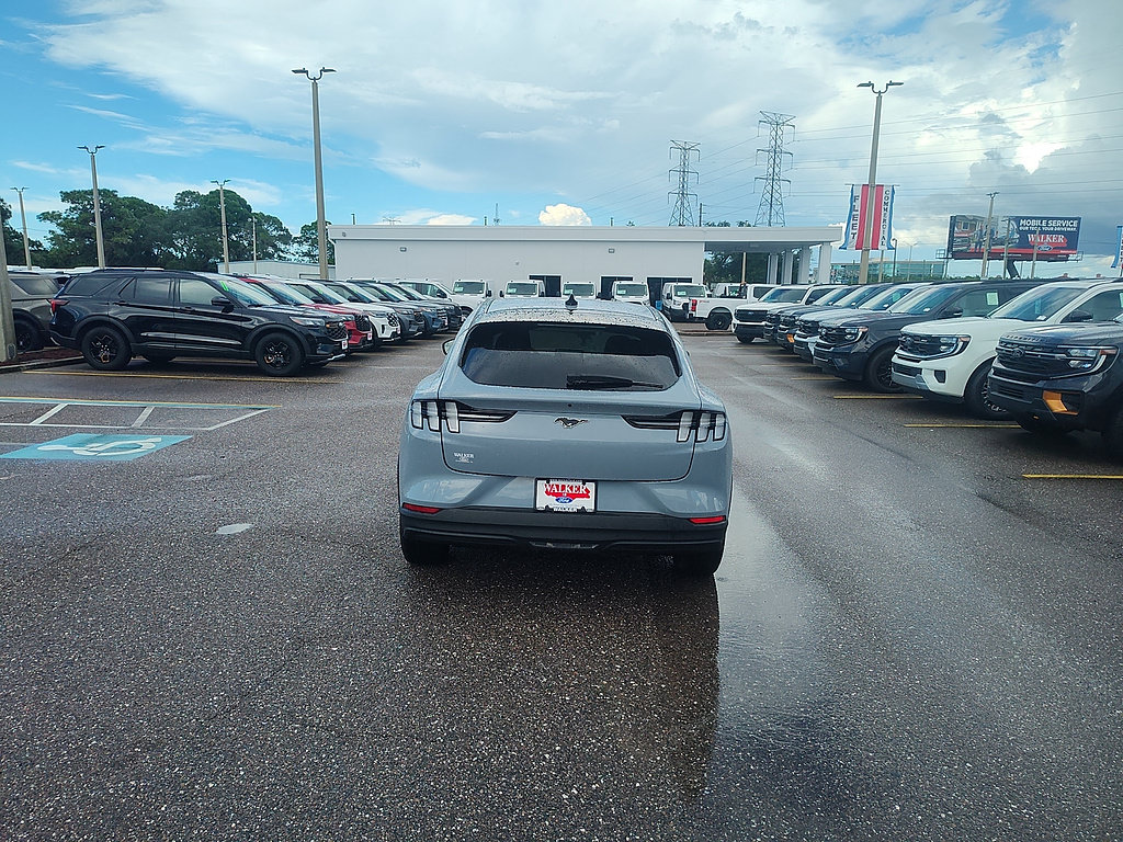 Certified 2024 Ford Mustang Mach-E Select RWD image 9