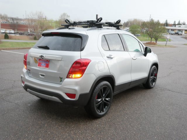 Used 2018 Chevrolet Trax LT w/ Sun & Sound Package image 3