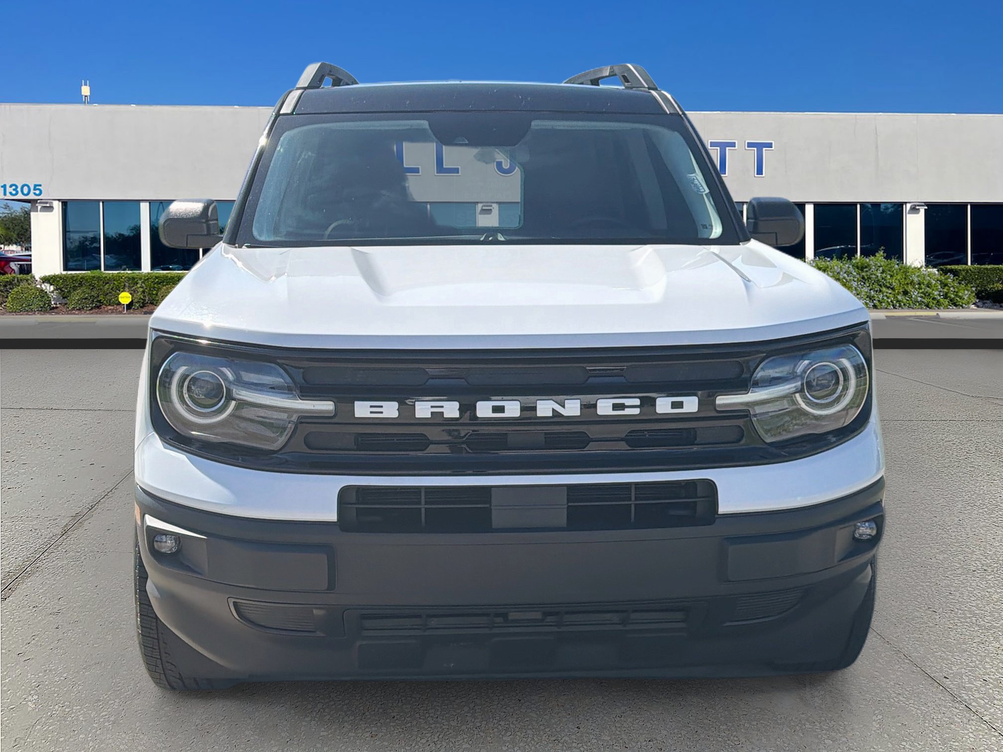 Certified 2024 Ford Bronco Sport Outer Banks w/ Tech Package AWD/4WD image 2