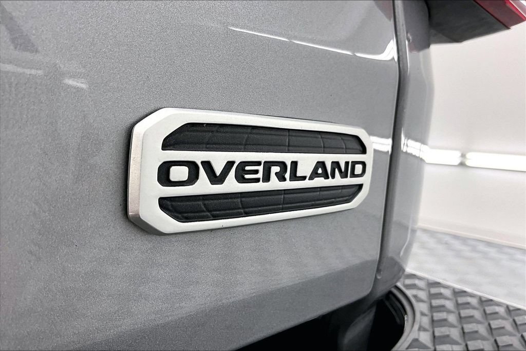 Used 2020 Jeep Gladiator Overland AWD/4WD image 8