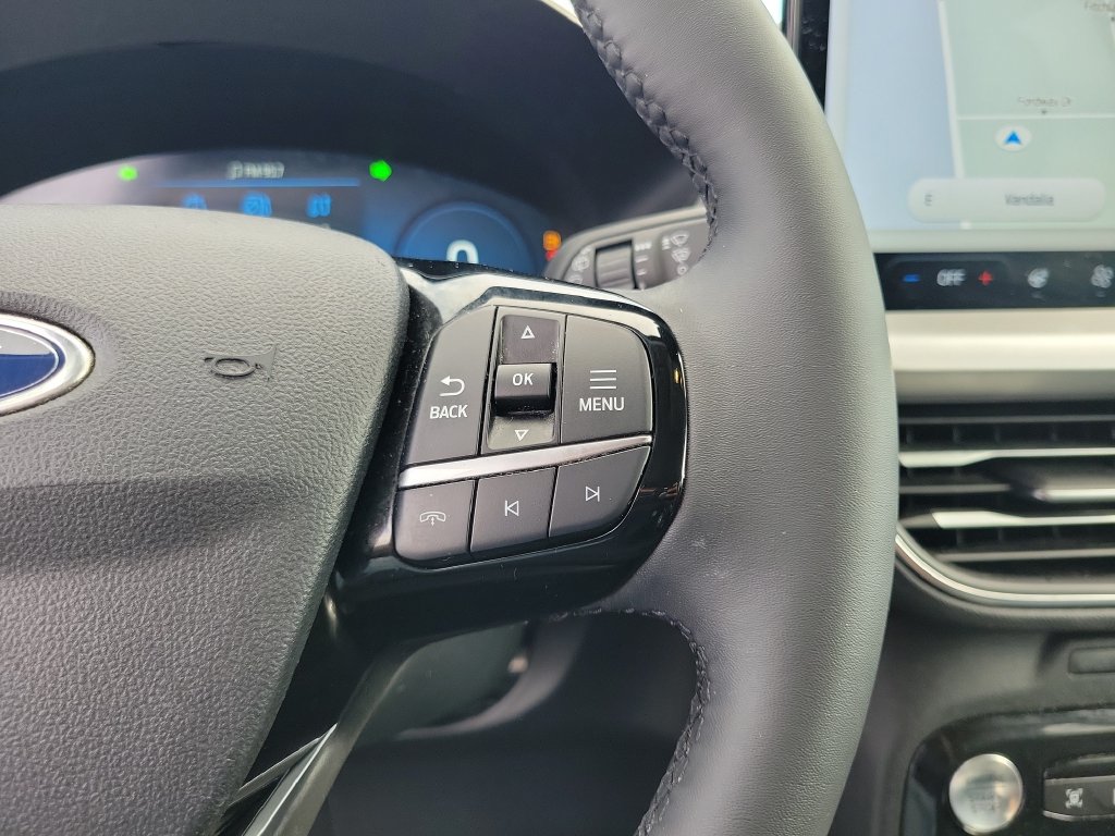 Certified 2023 Ford Escape Platinum AWD/4WD image 26