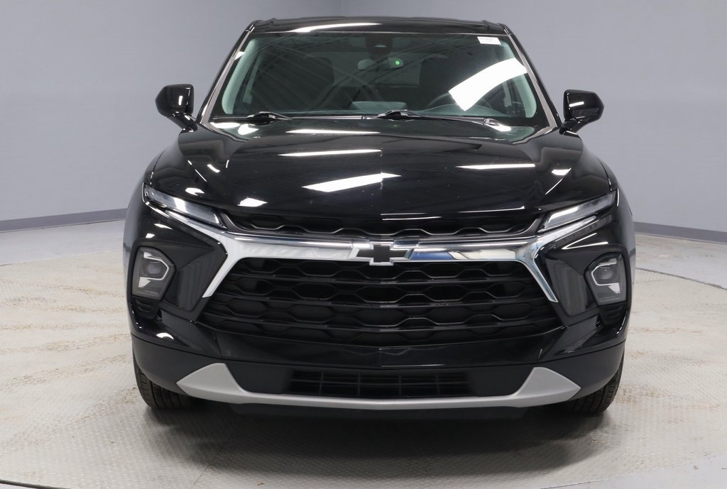 Used 2023 Chevrolet Blazer LT w/ Driver Confidence Package image 5
